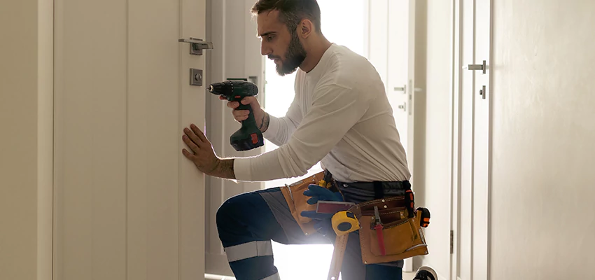 Mailbox Lock Installation Expert in Lombard, Illinois