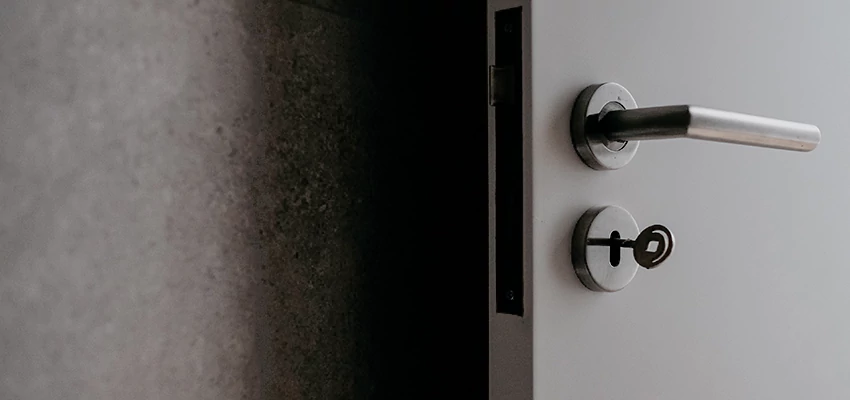 Front Door Handle Repair And Installation in Lombard, IL