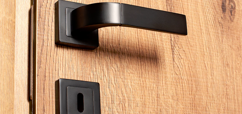 Weekend Lockout Assistance Troubleshooting in Lombard, Illinois