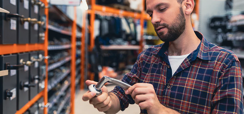 Locksmith For Retail Stores Lockout Services in Lombard