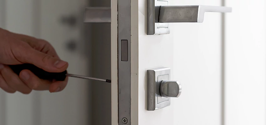 Key Programming Locksmith Open Now in Lombard, Illinois