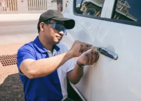 Car Locksmith in Lombard, IL